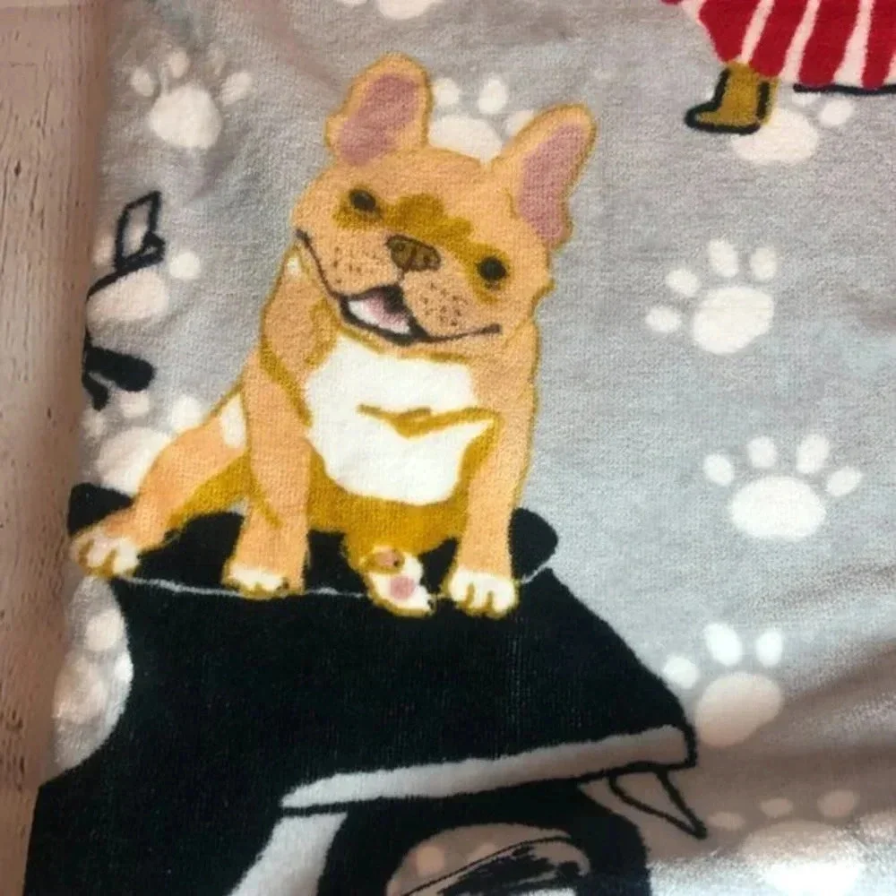 NWT dachshund and frenchie bath towel 100% cotton dog mom kids bath guest bath